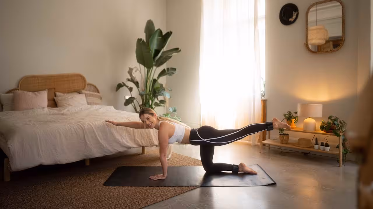 30 minut yoga sculpt: Když se jóga potká s posilováním